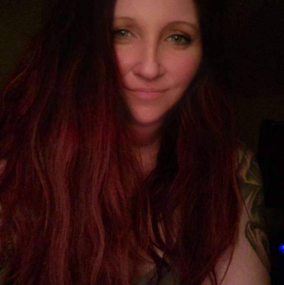 Meet your Posher, Rhea - Picture 2 of 2